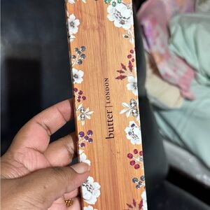 butter LONDON Floral Wooden Makeup Palette